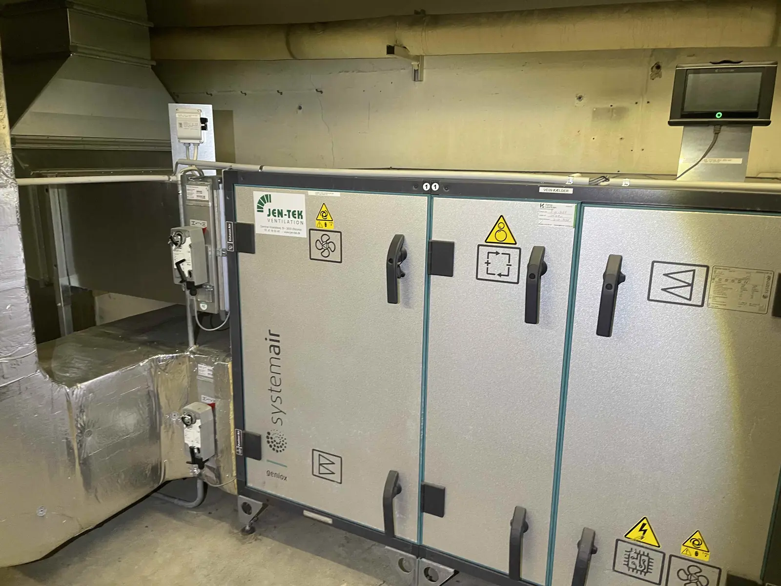 Ventilationsanlæg og tilsluttede kanaler