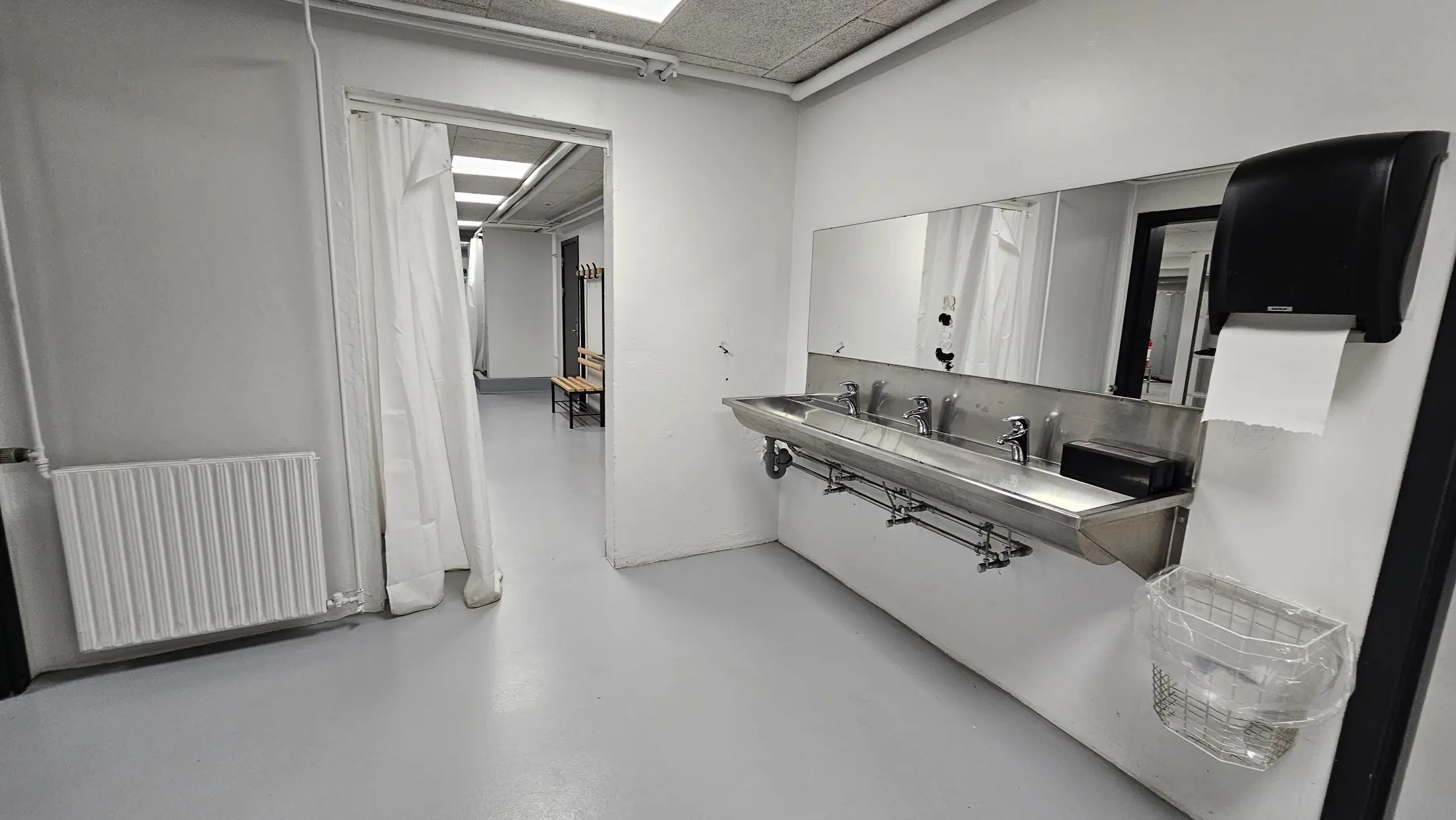 Washroom and staff facilities in a regularly used building